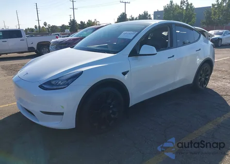2021 Tesla Model Y Long Range Dual Motor All-Wheel Drive из США, поврежденный, VIN 5YJYGDEE4MF098046
